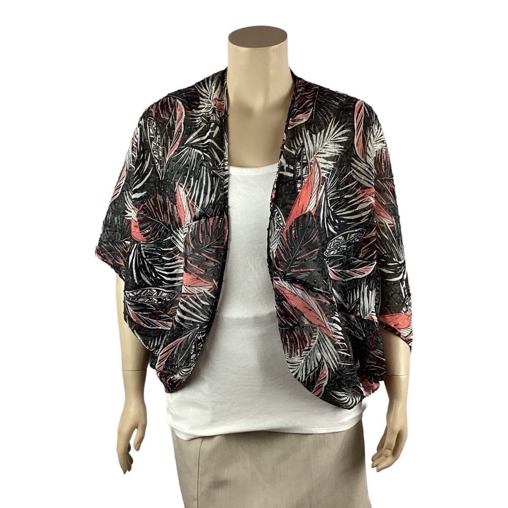 torrid Chiffon Clip Dot Cocoon Kimono Size M/L Floral Black